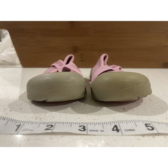 Keen Pink Neoprene Slip On‎ Water Shoes Baby - Picture 4 of 7